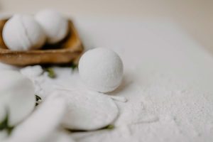 Diy-Bath-Bombs-with-Full-Spectrum-Zen